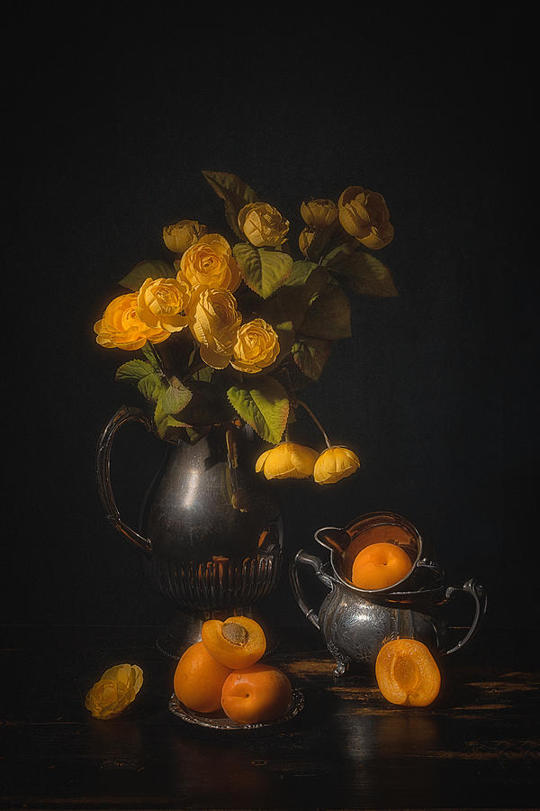 Still Life Photograph - Enjoy Sweet Yellow Peach by Lydia Jacobs