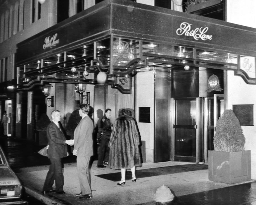 Entrance To Park Lane Hotel Photograph by New York Daily News Archive
