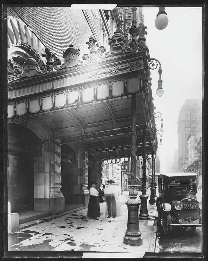 Entrance To The Schubert Theatre Photograph by The New York Historical Society