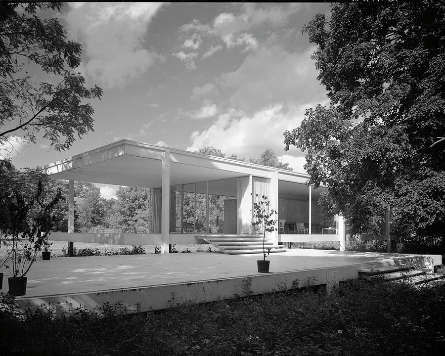 Entry Of Farnsworth House Photograph by Chicago History Museum