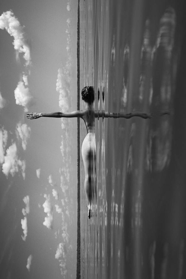 Nude Photograph - Equilibrium 2 by Mikhail Faletkin