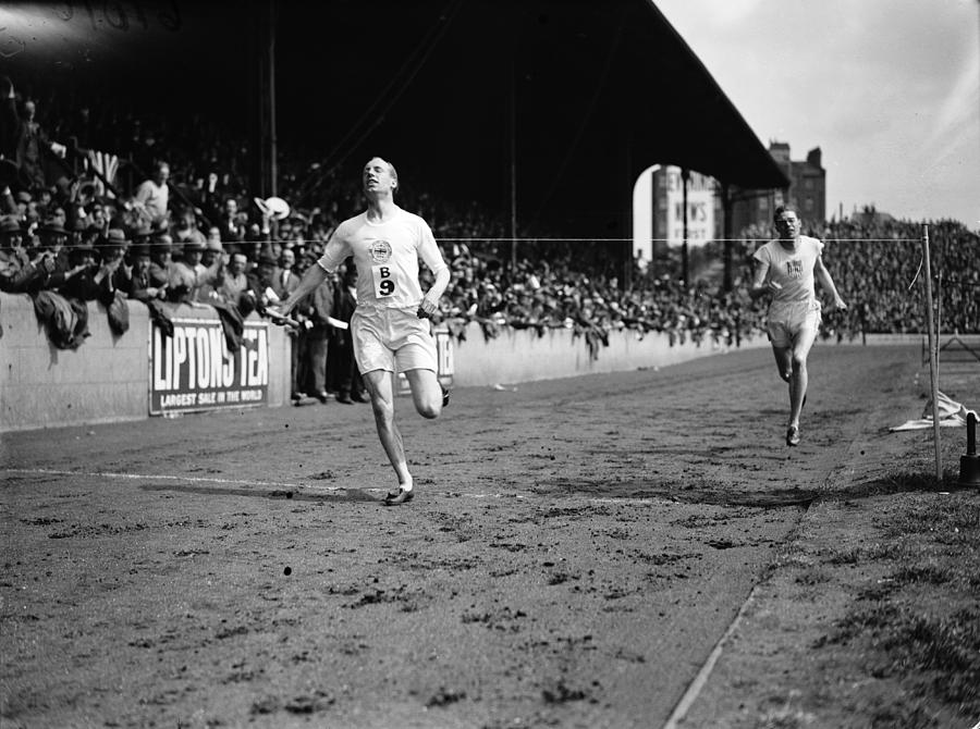 Eric Liddell Photograph by Macgregor