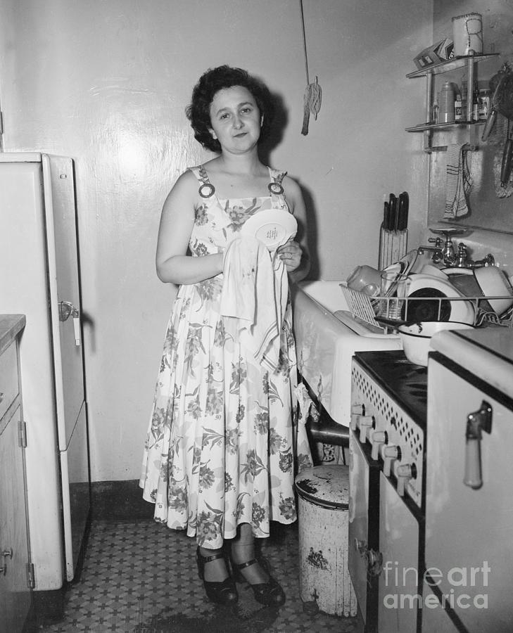 Espionage Suspect Ethel Rosenberg Photograph by Bettmann