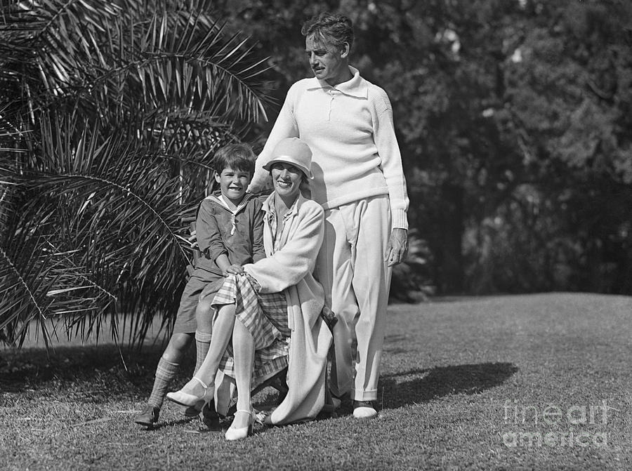 Eugene Oneill With Wife Agnes And Son Photograph by Bettmann