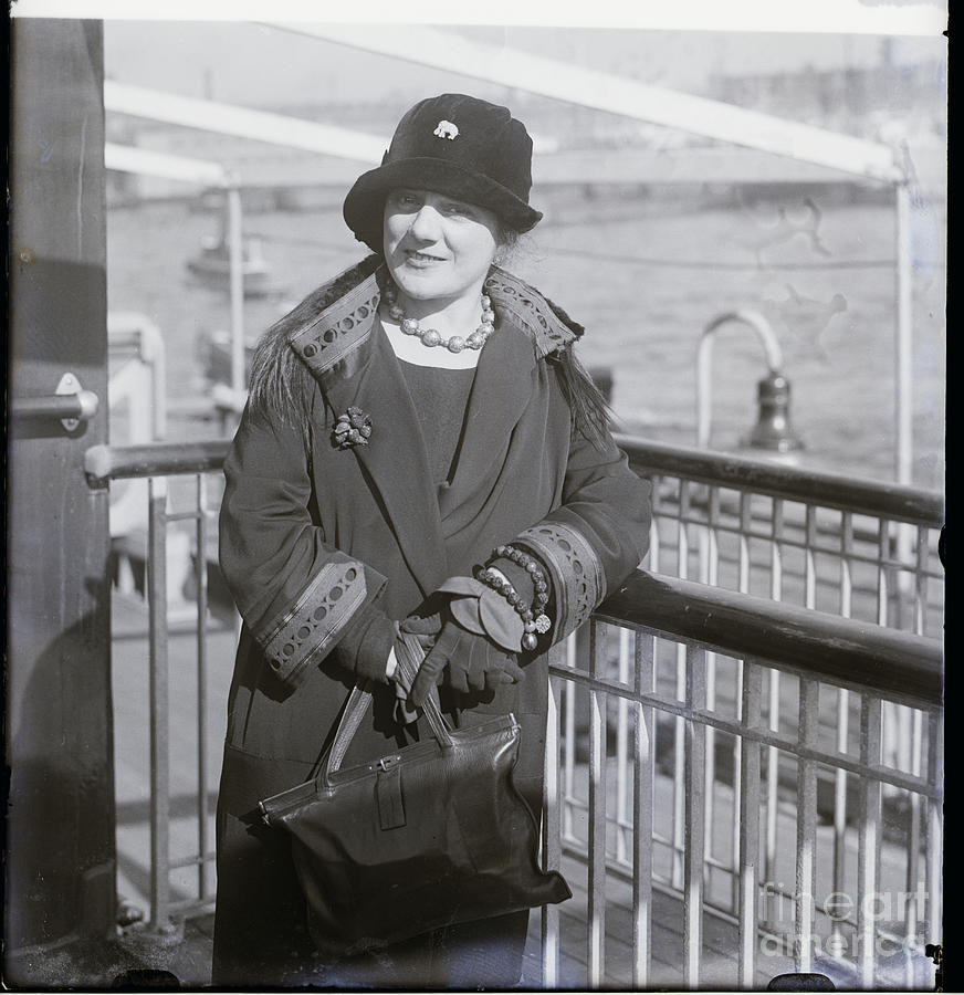 Eva Gauthier Arriving In New York Photograph by Bettmann - Fine Art America