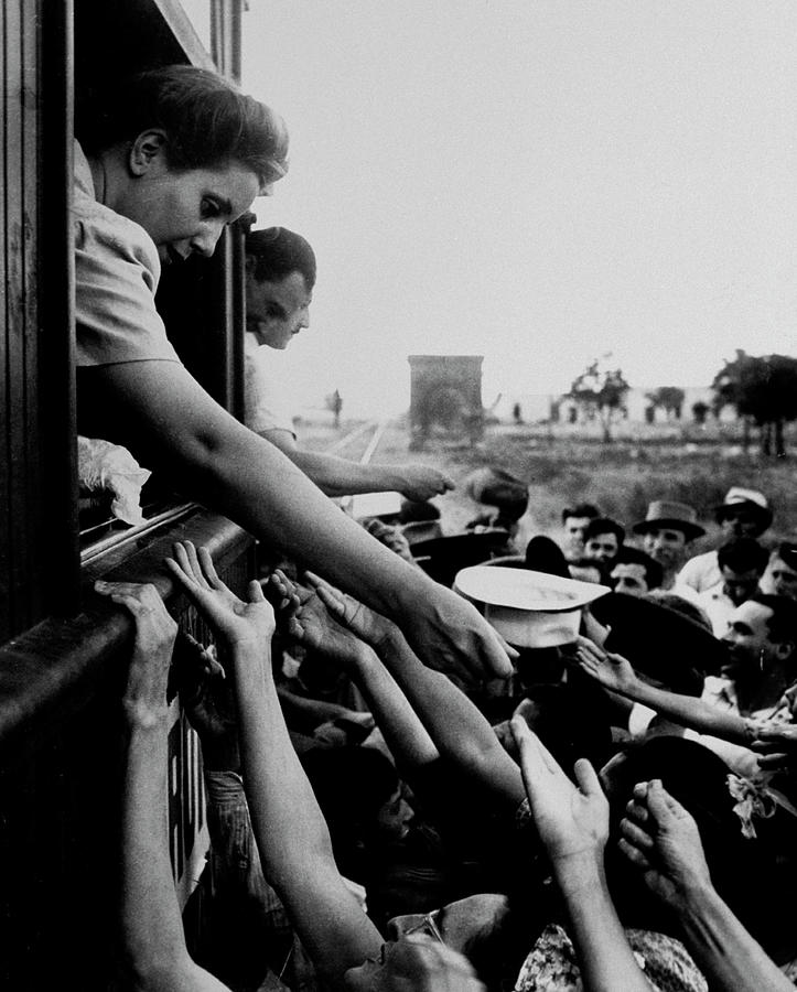 Eva Peron And Juan Peron Photograph by Thomas D. Mcavoy Eva Peron And Juan Peron Photograph by Thomas D. Mcavoy