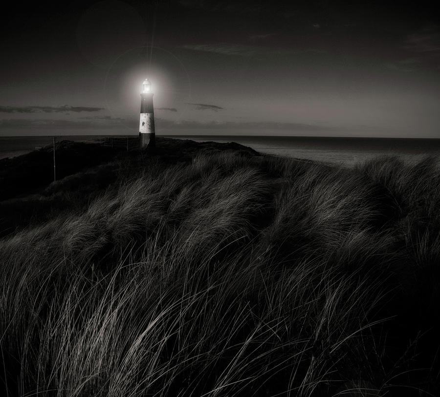 Evening Light At Spurn Point Photograph by Paul Indigo