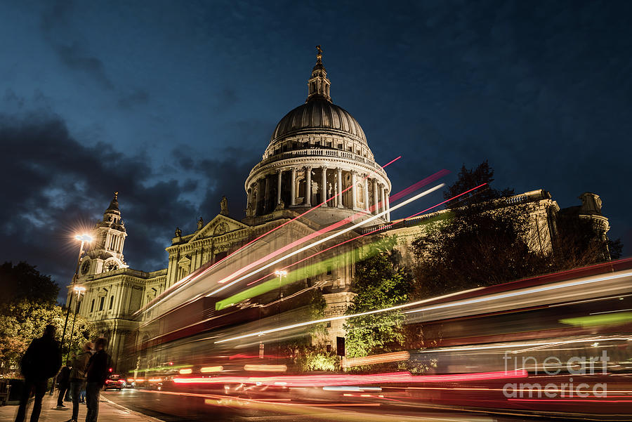 Evening Traffic At St Pauls Cathedral by Tim Grist Photography