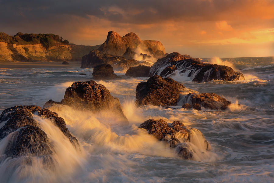 Sunset Photograph - Exploding Waves Off Rocks On Seal Rock by Sheila Haddad