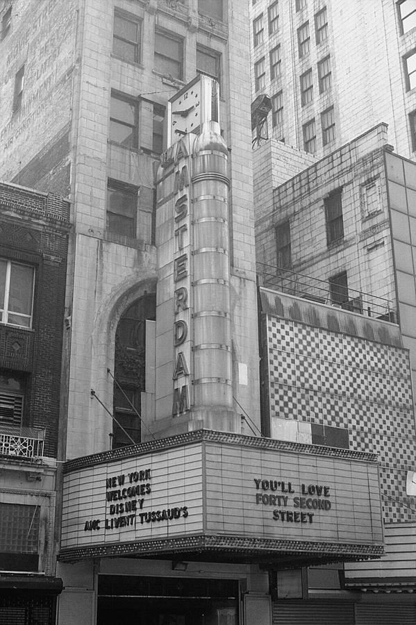 Exterior New Amsterdam Theatre Photograph by New York Daily News Archive