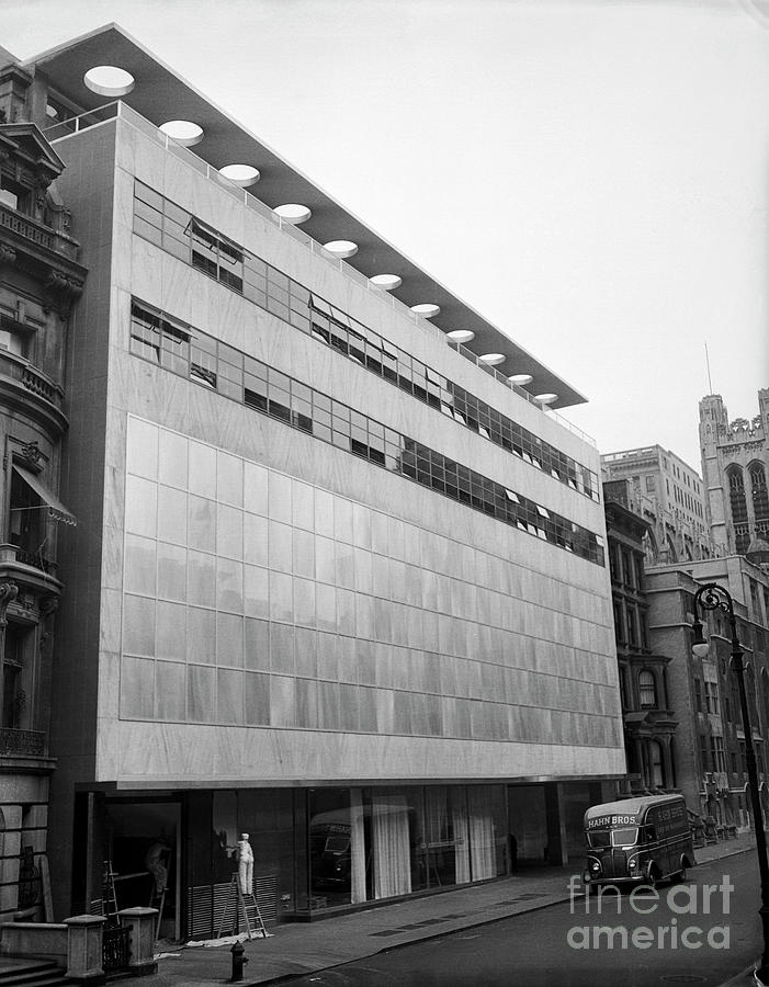 Exterior View Of Moma Glass Wall Photograph by Bettmann