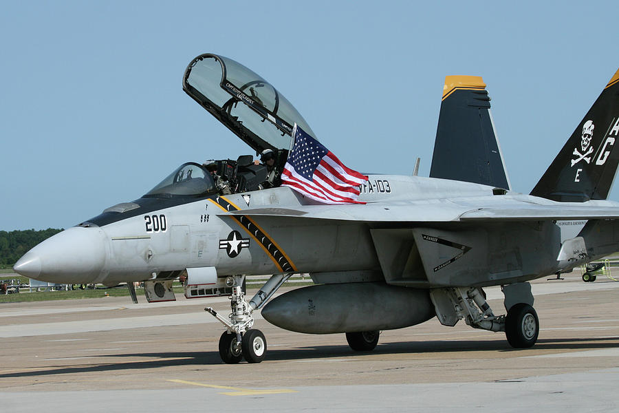 F18 Vfa-103 Photograph by Greg Smith