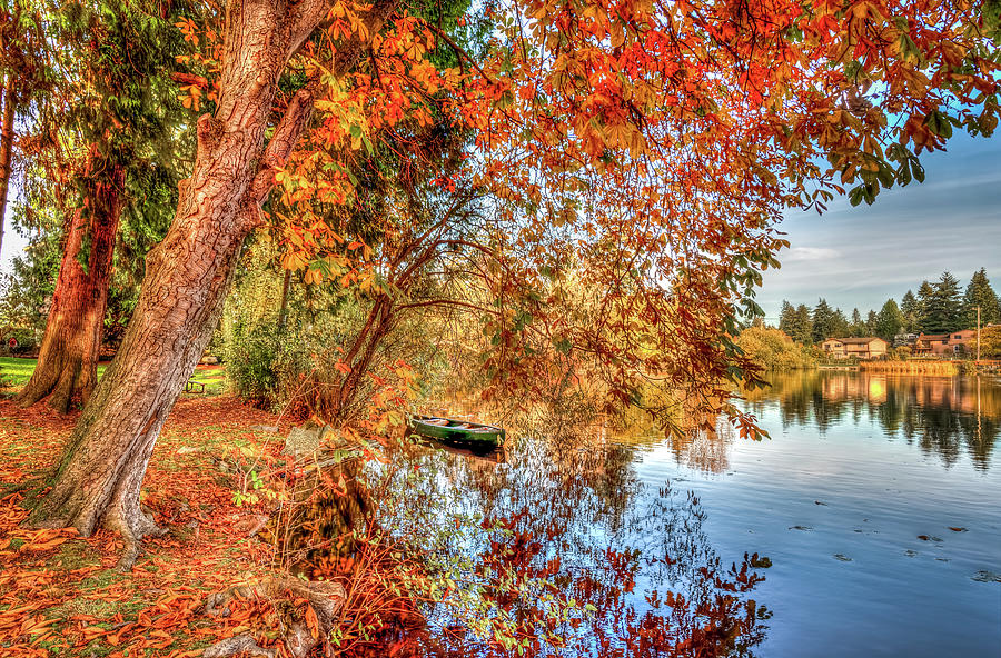 Fall at Echo Lake Photograph by Spencer McDonald