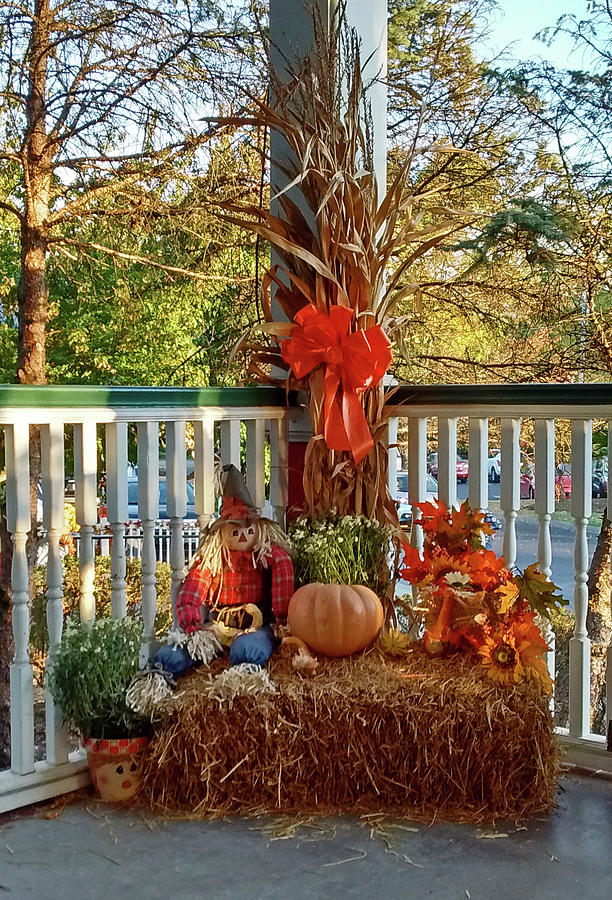 Fall Scene At The Apple Barn Restaurant Photograph By Marian Bell