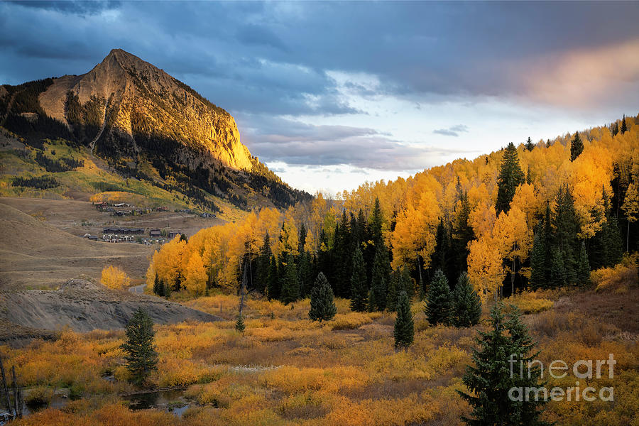Fall Sunset on Mt Crested Butte Photograph by Ronda Kimbrow