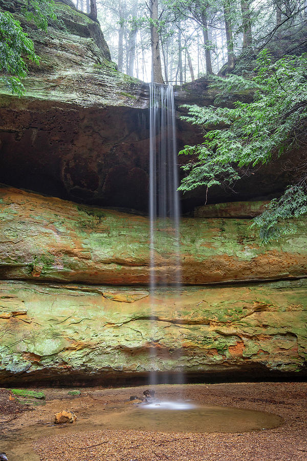 Falls at Ash Cave Photograph by Alan Raasch
