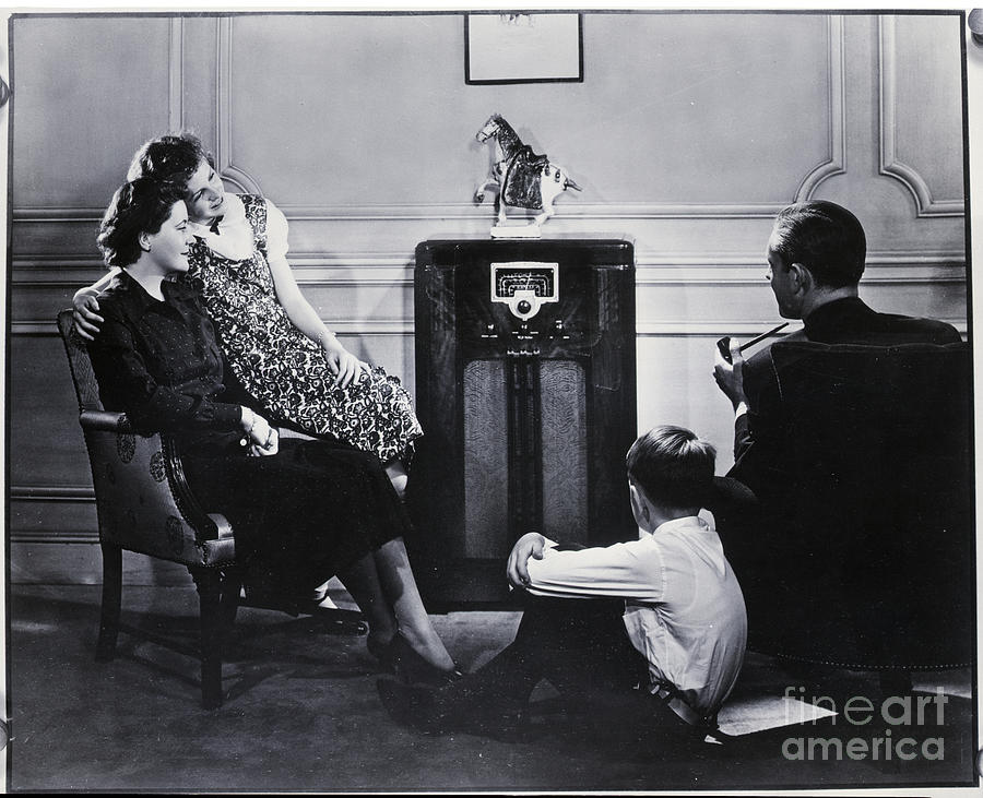 Family Listening To Radio Photograph by Bettmann
