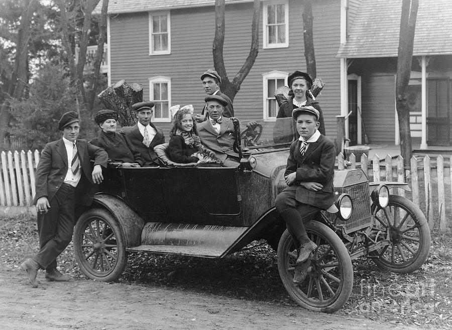 Family Sitting In Their New Car Photograph by Bettmann