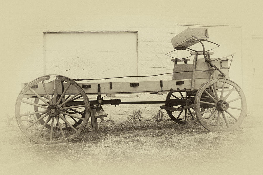 Farmhouse Wagon Photograph by James Eddy