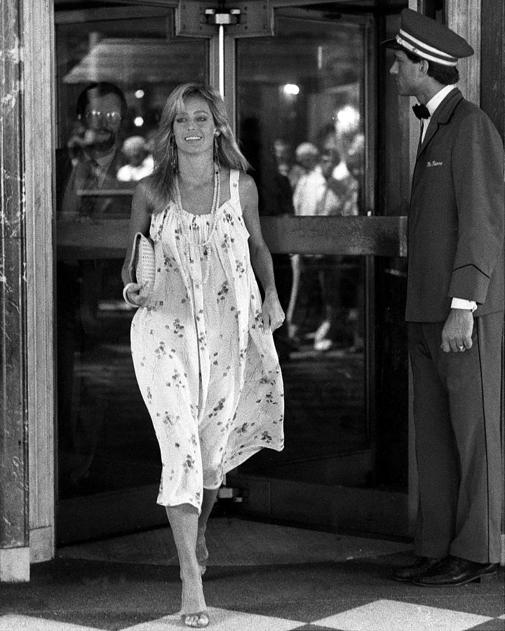 Farrah Fawcett-majors Gave New Yorkers Photograph by New York Daily News Archive