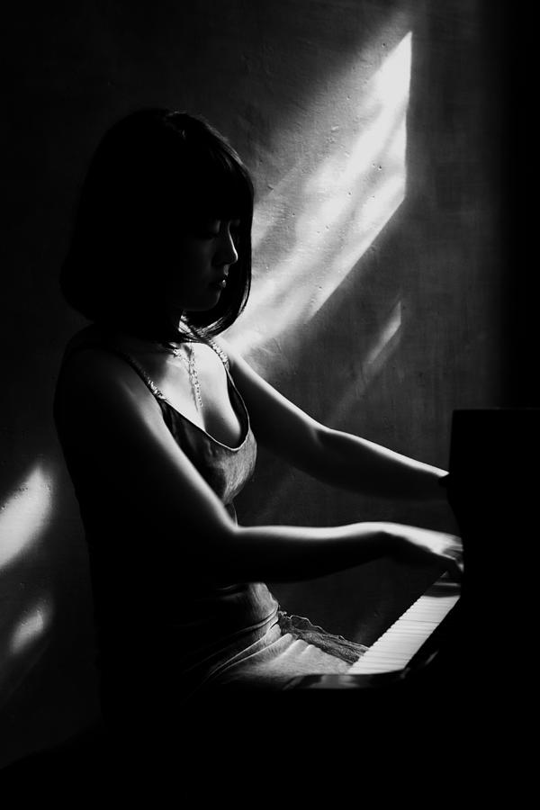 Female Pianist Photograph by Eiji Yamamoto