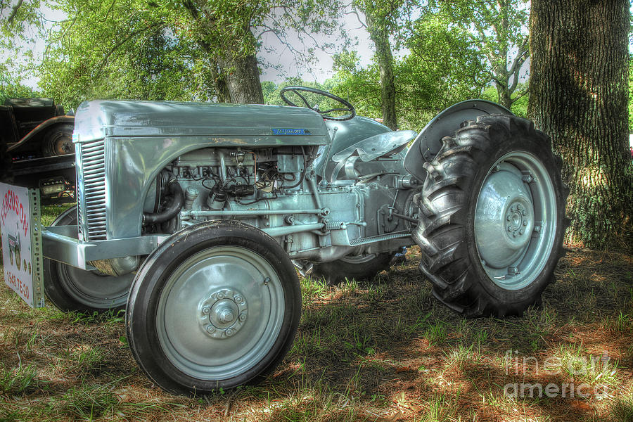 Ferguson Tractor Photograph by Mike Eingle