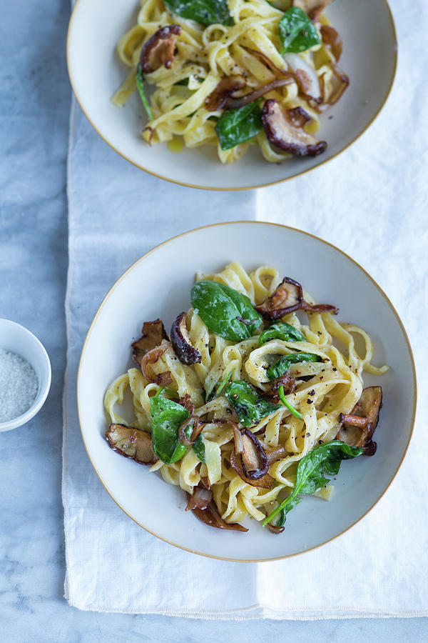 Fettuccine With Spinach, Mushrooms And Caramelised Onions Photograph by Eising Studio