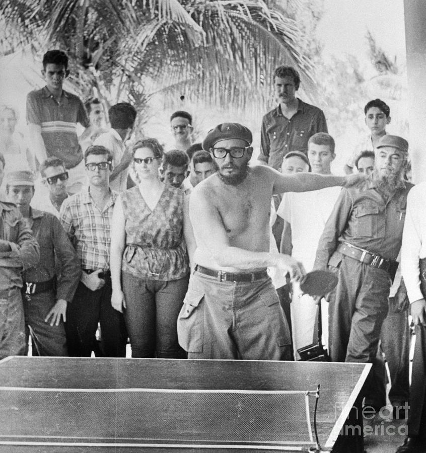 Fidel Castro Playing Ping-pong Photograph by Bettmann