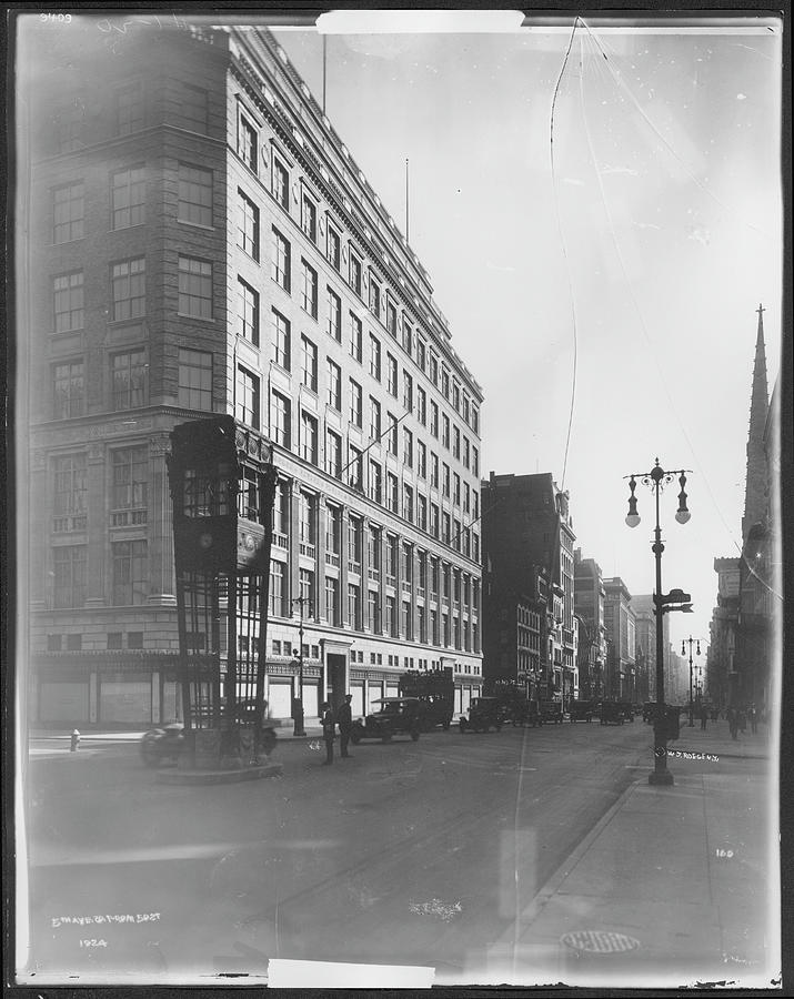 Fifth Avenue Looking South From 50th Photograph by The New York Historical Society