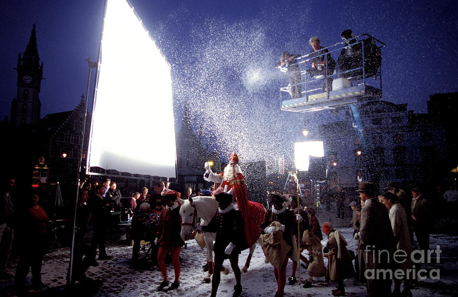 Filming With Artificial Snow Photograph by Chris Sattlberger/science Photo Library