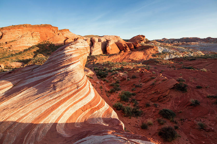 Fire Rock, Valley Of Fire State Park Photograph by Michael Okimoto