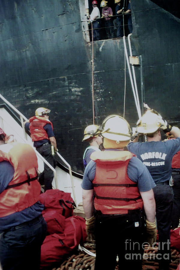 Firefighter Training In Shipboard Firefighting Photograph By Jonathan ...