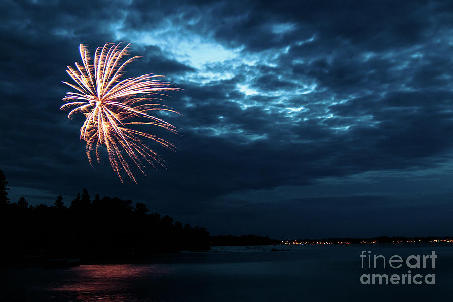 Fireworks over Rainy Lake Photograph by Lori Dobbs