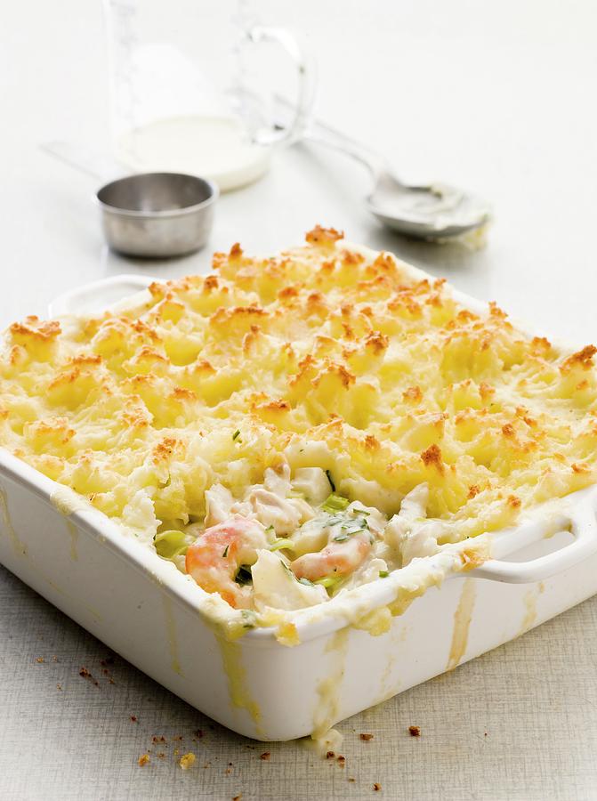 Fish Pie With Prawns And Mashed Potato Photograph by Lingwood, William
