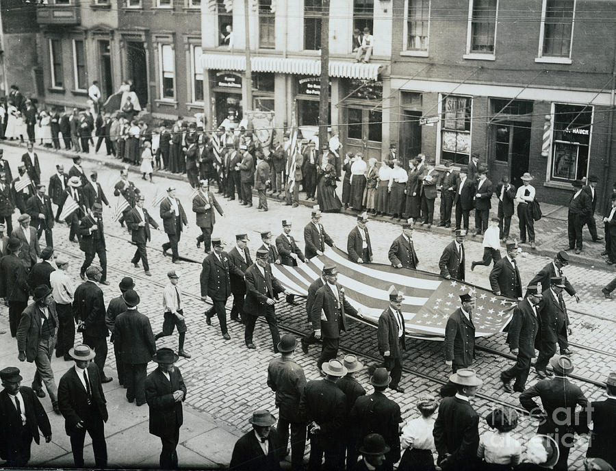 Flag Bearing Street Car Workers Photograph by Bettmann