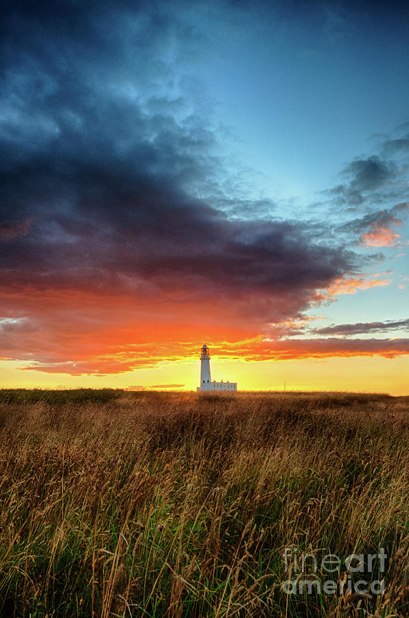 Flamborough Head Lighthouse Photograph by Mariusz Talarek