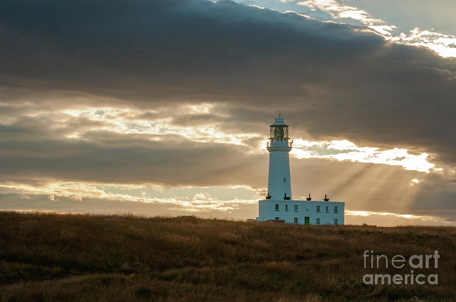 Flamborough Lighthouse Photograph by Mariusz Talarek