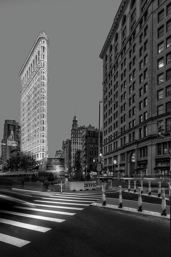 New York City Photograph - Flatiron Building 5th Ave NYC BW by Susan Candelario