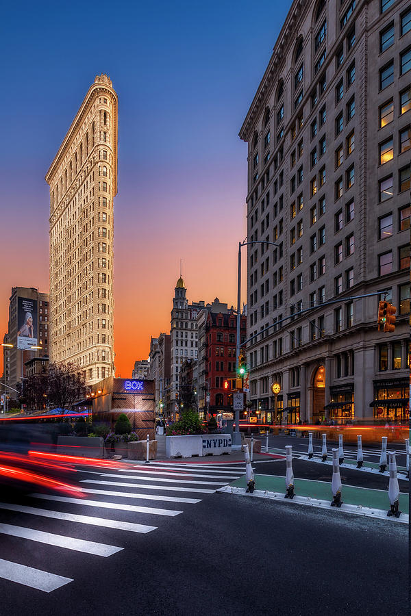 Flatiron Building 5th Ave NYC Photograph by Susan Candelario