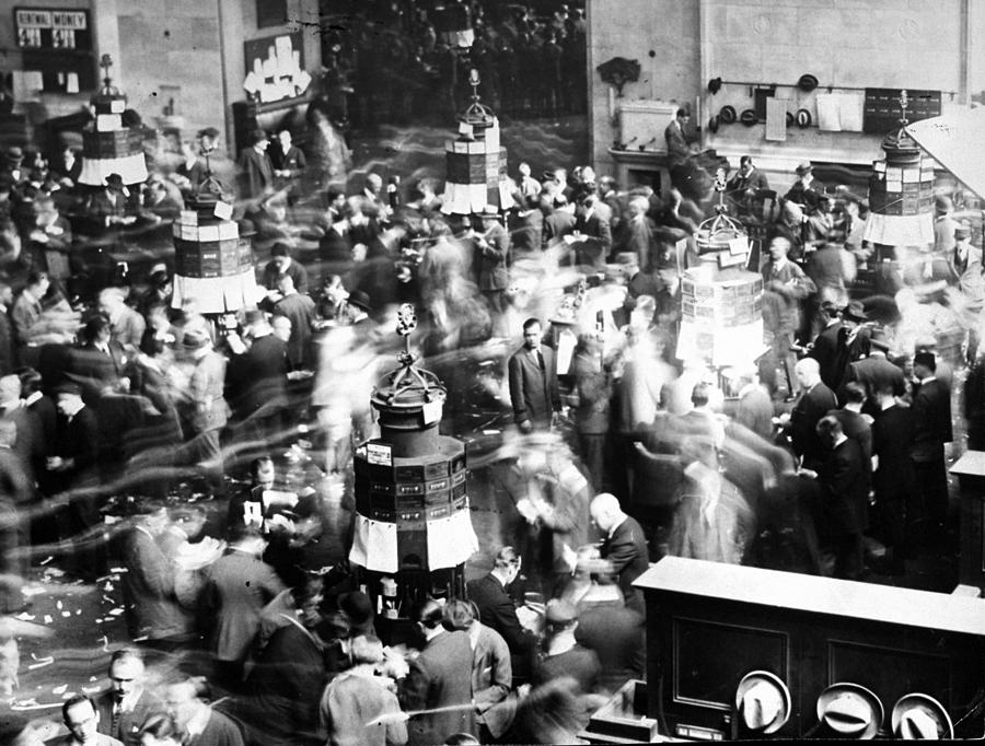 Floor Of The New York Stock Exchange Photograph by New York Daily News Archive