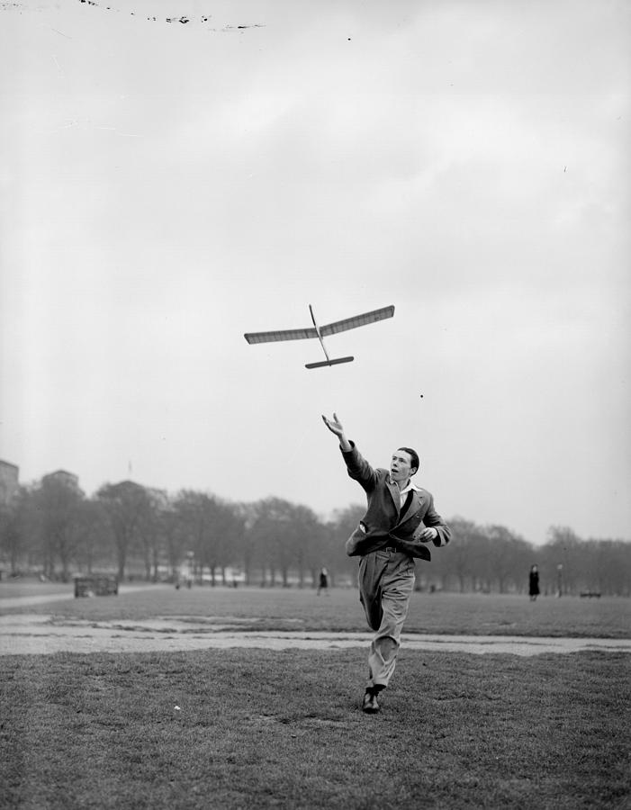 Flying Model Glider Photograph by London Express