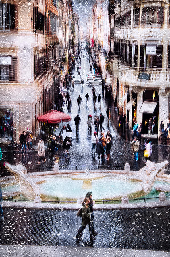 Umbrella Photograph - Fontana Della Barcaccia by Nicodemo Quaglia