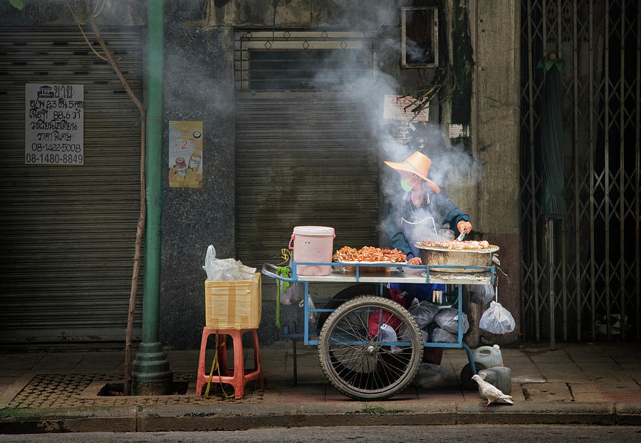 Food Vendor On Street Photograph by Ed Freeman