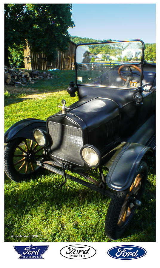 Ford Model T Photograph by David Speace