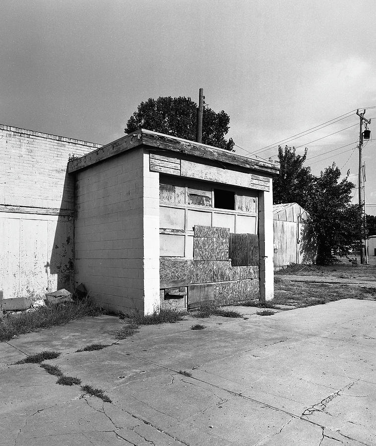 Forgotten Garage in Downtown Oklahoma City Photograph by Hillis Creative