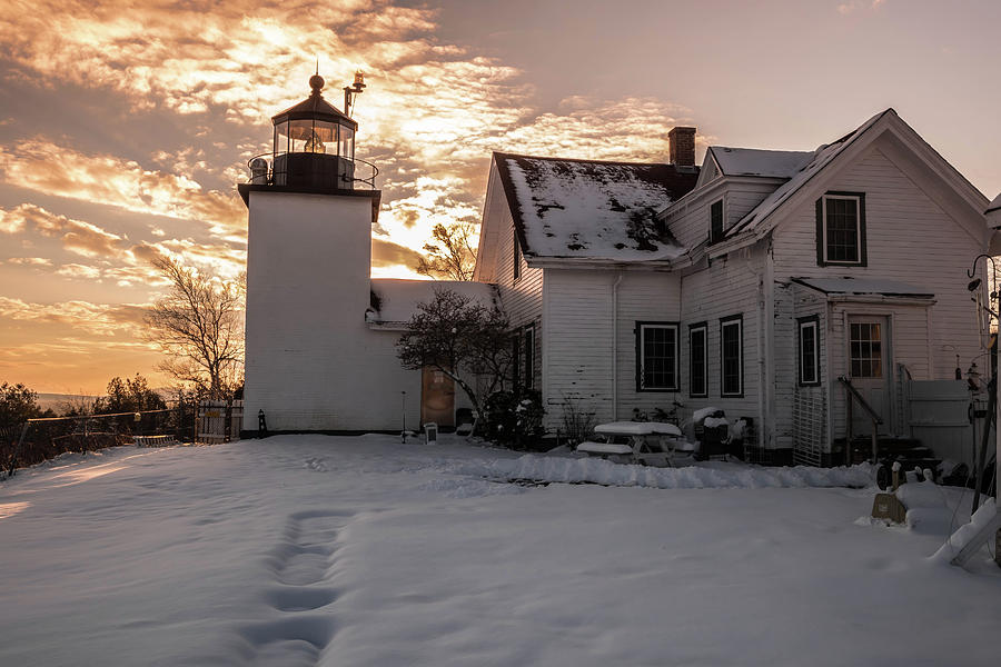 Fort Point Light at Sunset Photograph by George Kenhan
