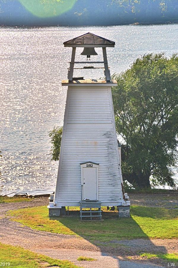 Fort Washington Park Lighthouse  Photograph by Lisa Wooten