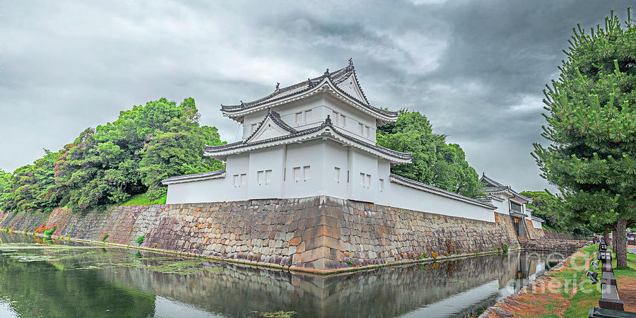 Fortress Of Nijo Castle, Kyoto Japan. Photograph By PuiYuen Ng - Pixels