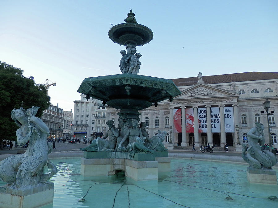 Fountain at Rossio Square, Lisbon Photograph by Pema Hou