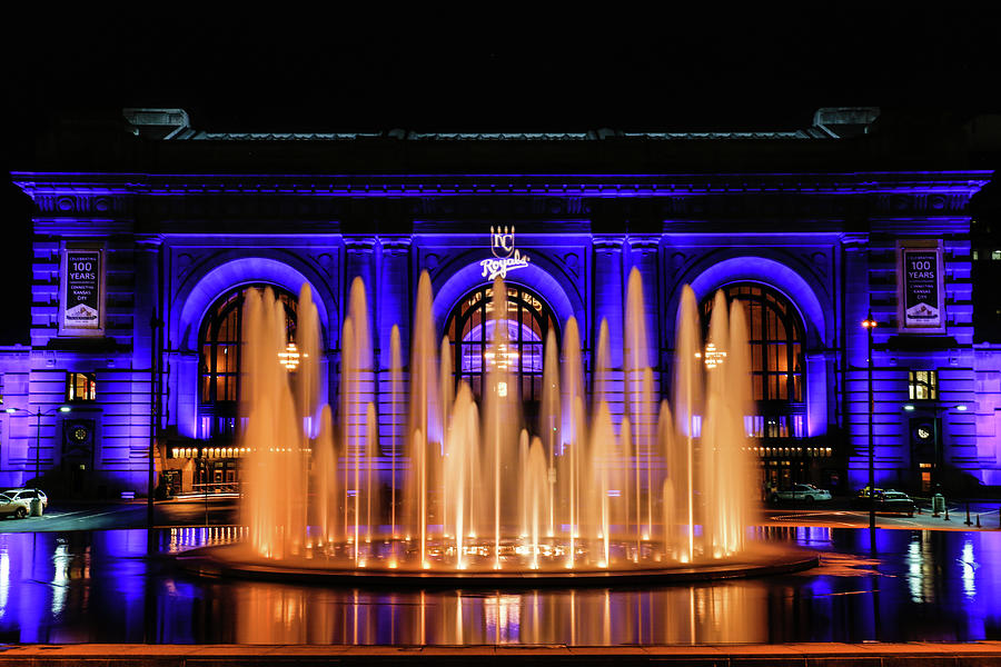 Fountain at Union Station Photograph by Lynn Sprowl - Fine Art America